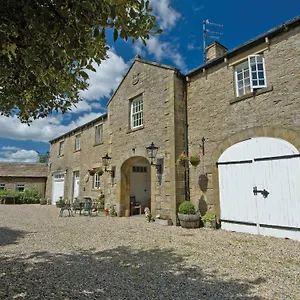 Holiday home Carriage House - E5119